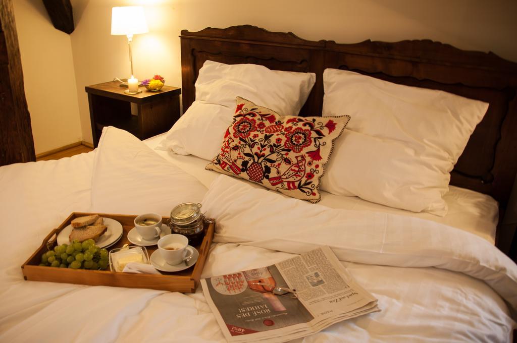 Transylvania Guesthouses Cincsor Ruang foto